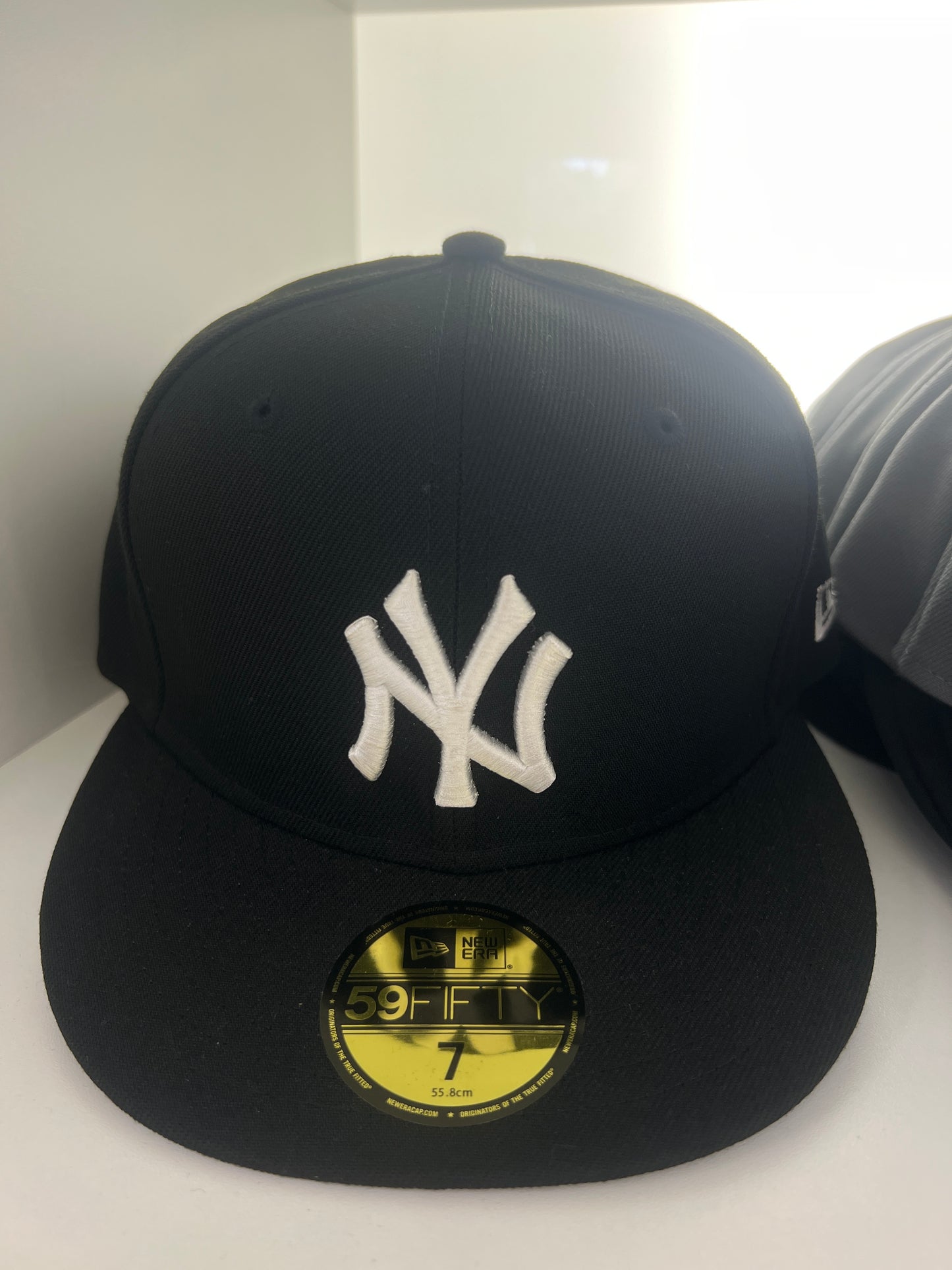 NY YANKEE BLACK/WHITE