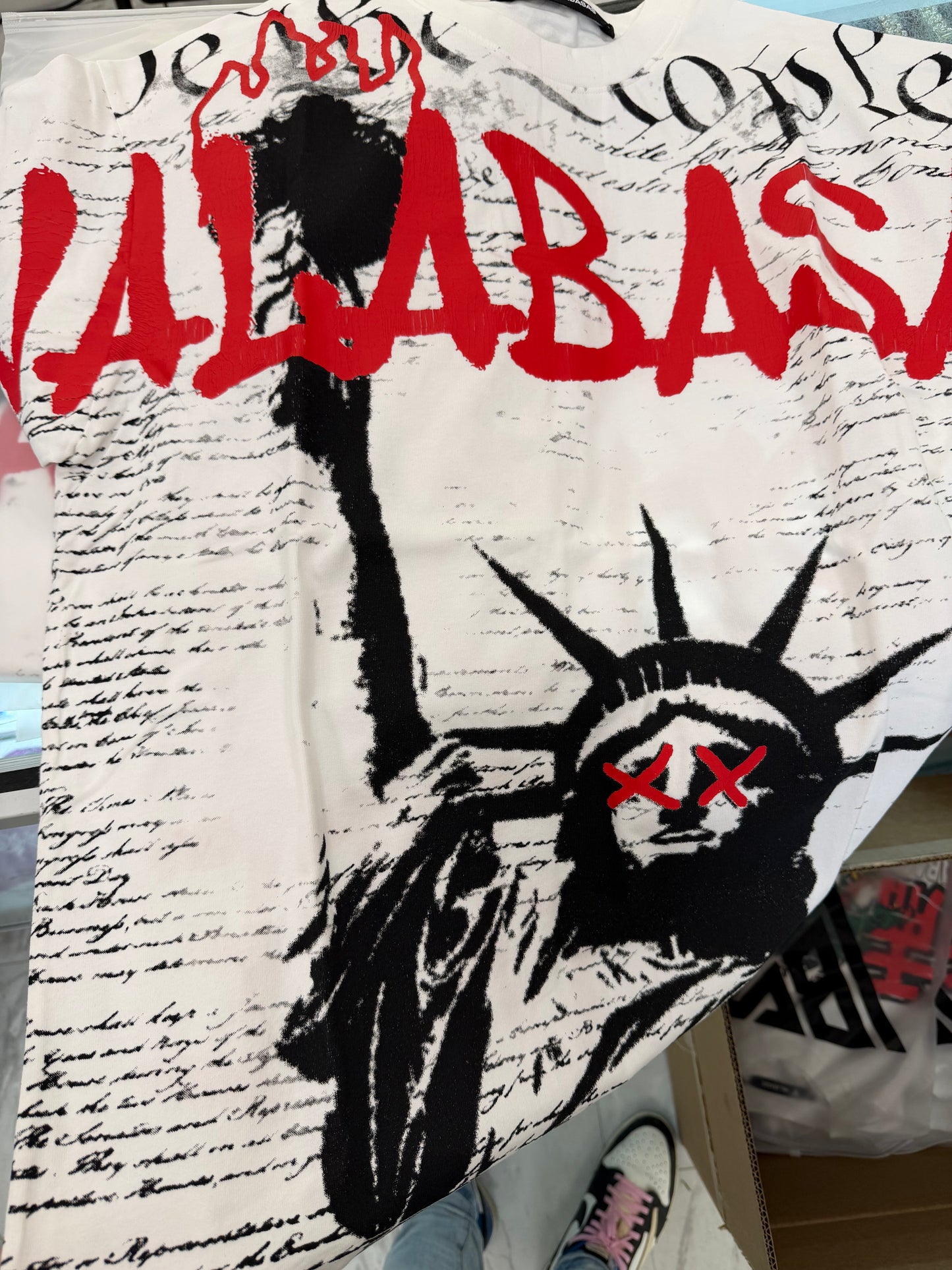 Valabasas Tee Freedom White